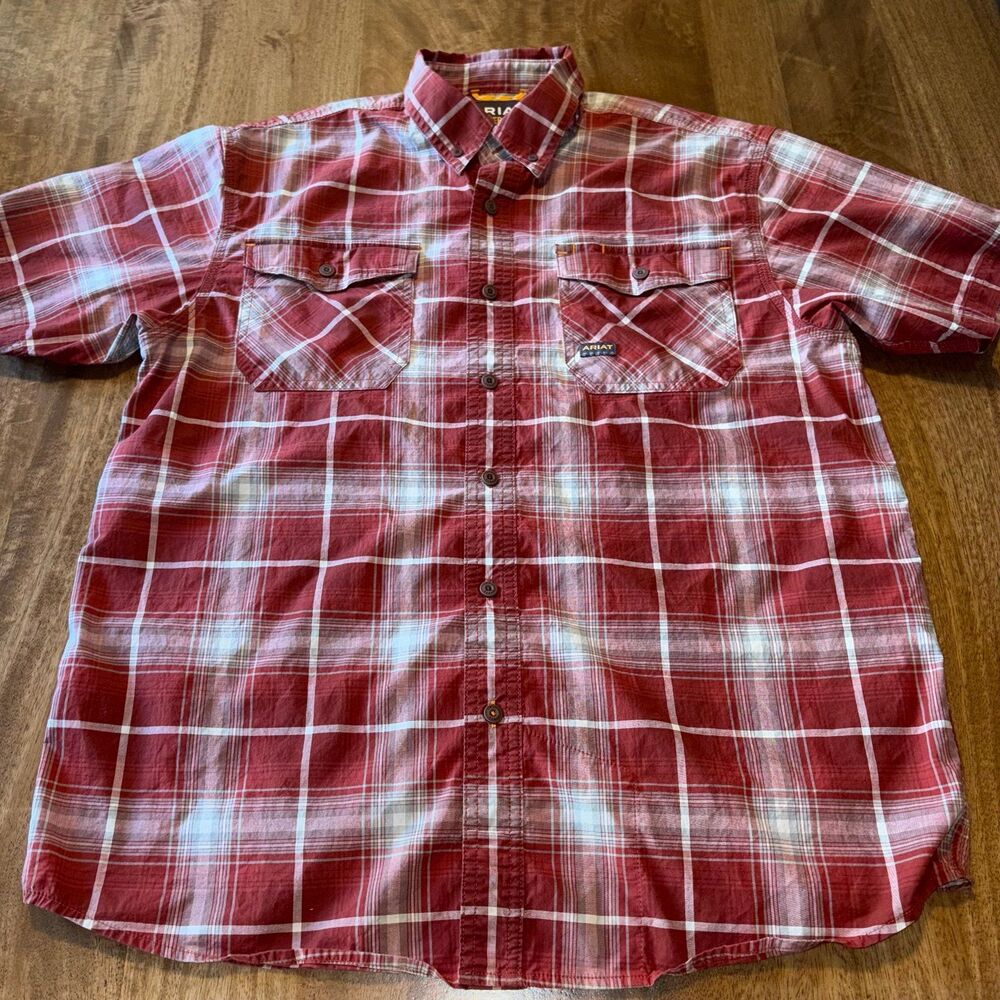 Ariat Rebar Men’s Button Down Shirt Medium Red Plaid Long Sleeve Workwear